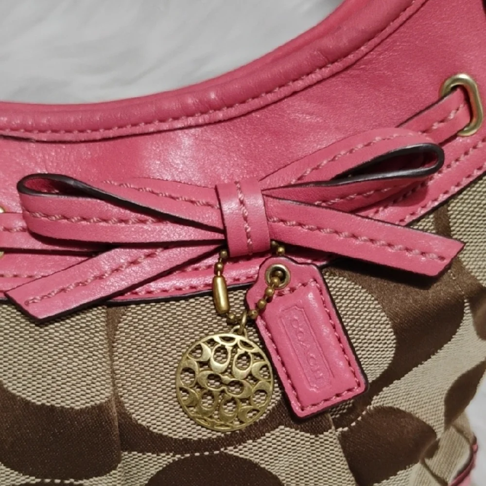SALE! RARE! Coach Pink 🩷 Brown Signature Vintage Shoulder Bag W Hangtags - Picture 2 of 16